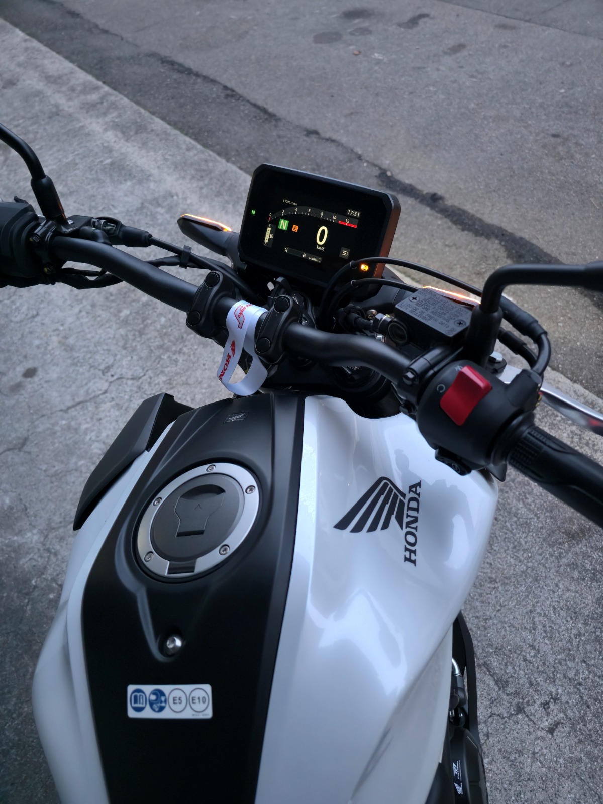 HONDA CB 125 R-image-4
