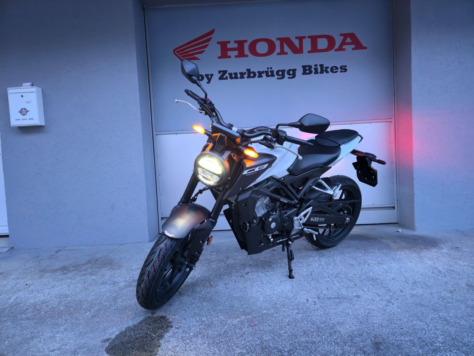 HONDA CB 125 R-image-0