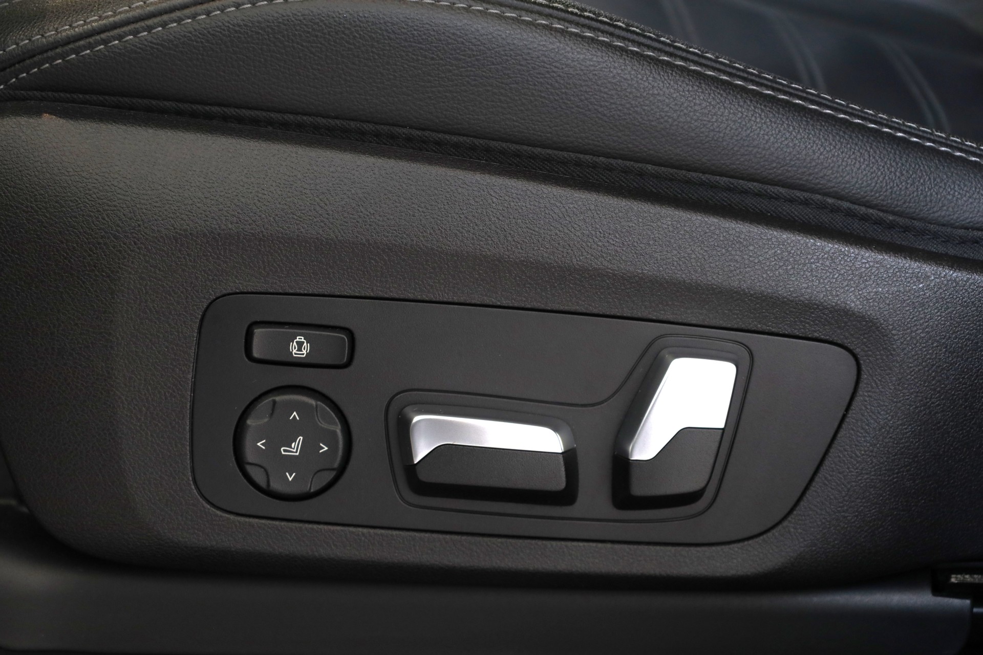 BMW X3 M40d Steptronic-image-10