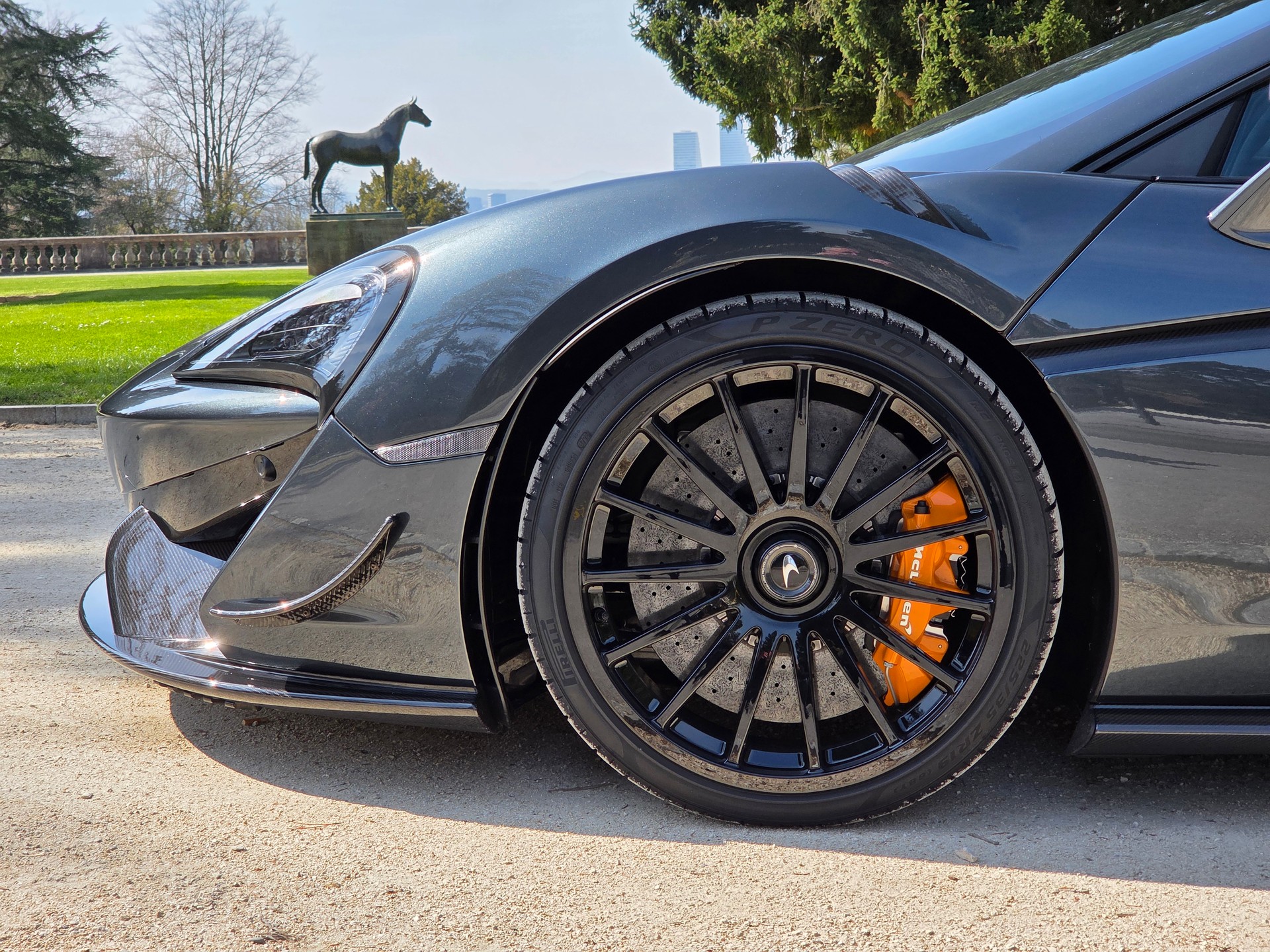 McLAREN 620R Coupé-image-5