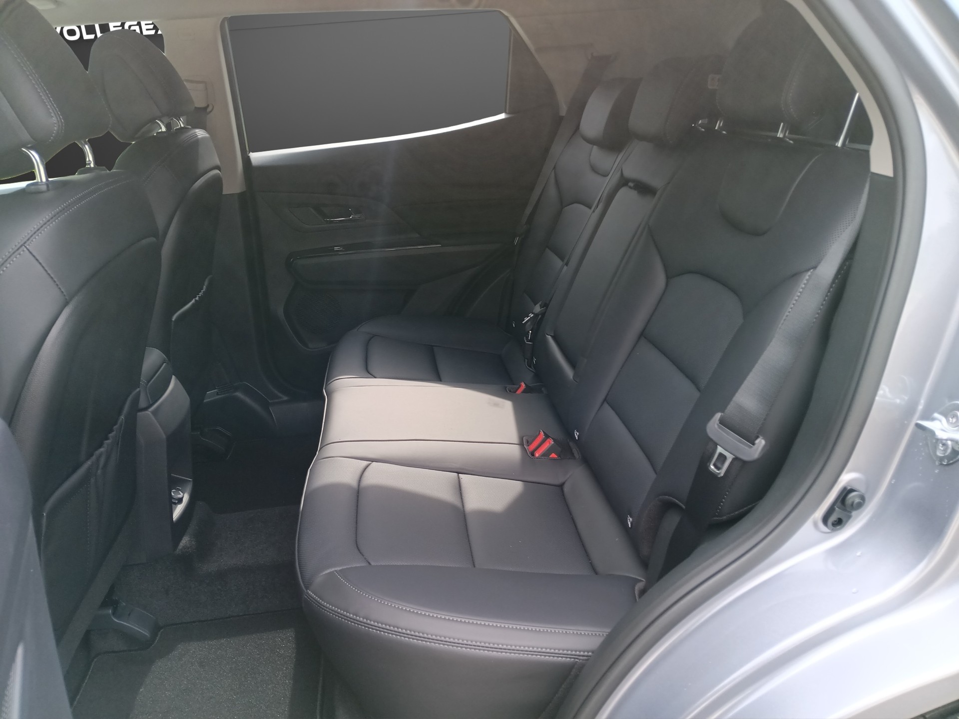 KGM-SsangYong Korando 1.5 T GDI Titanium 4WD Automat-image-11