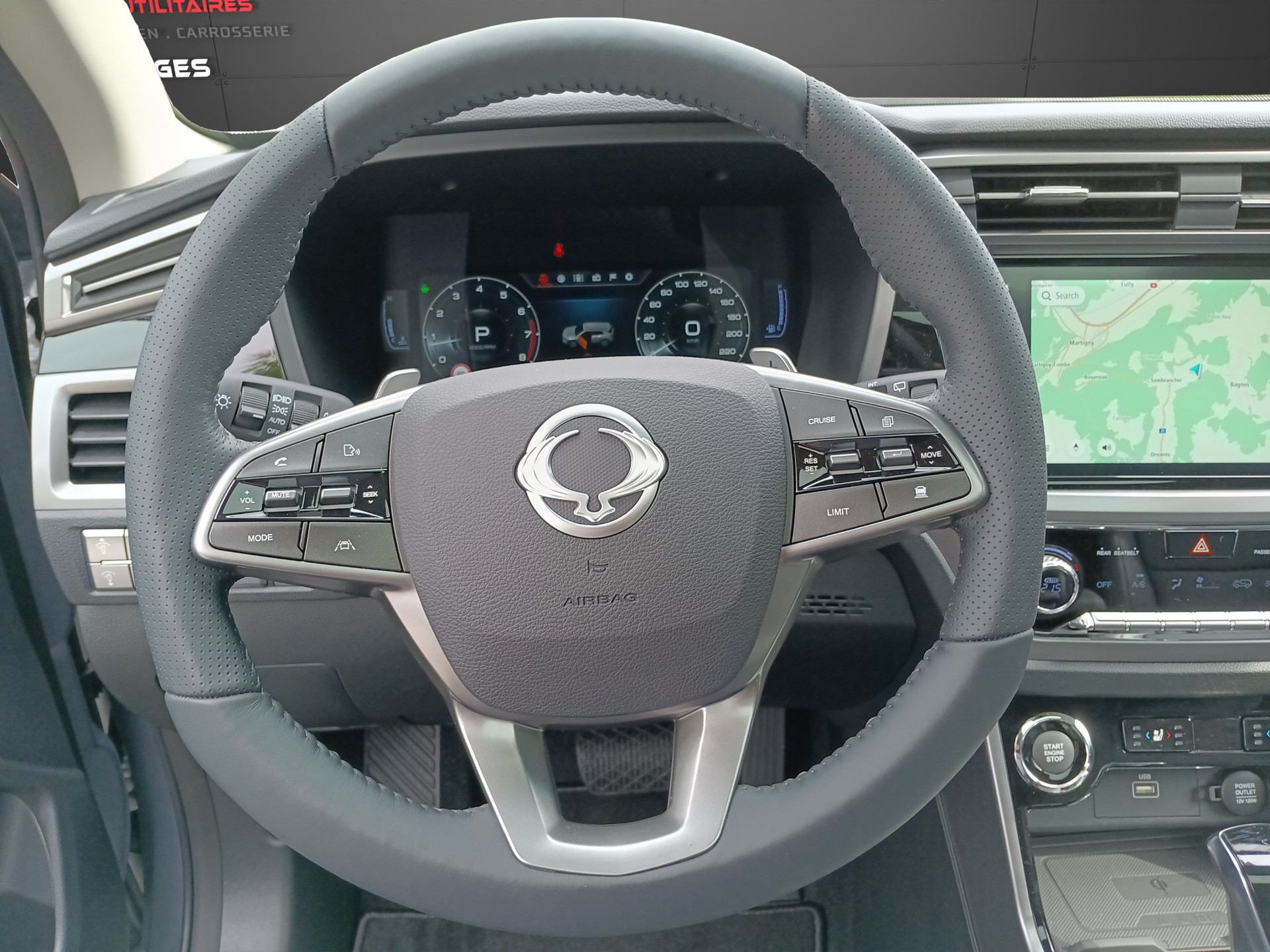 KGM-SsangYong Korando 1.5 T GDI Titanium 4WD Automat-image-9