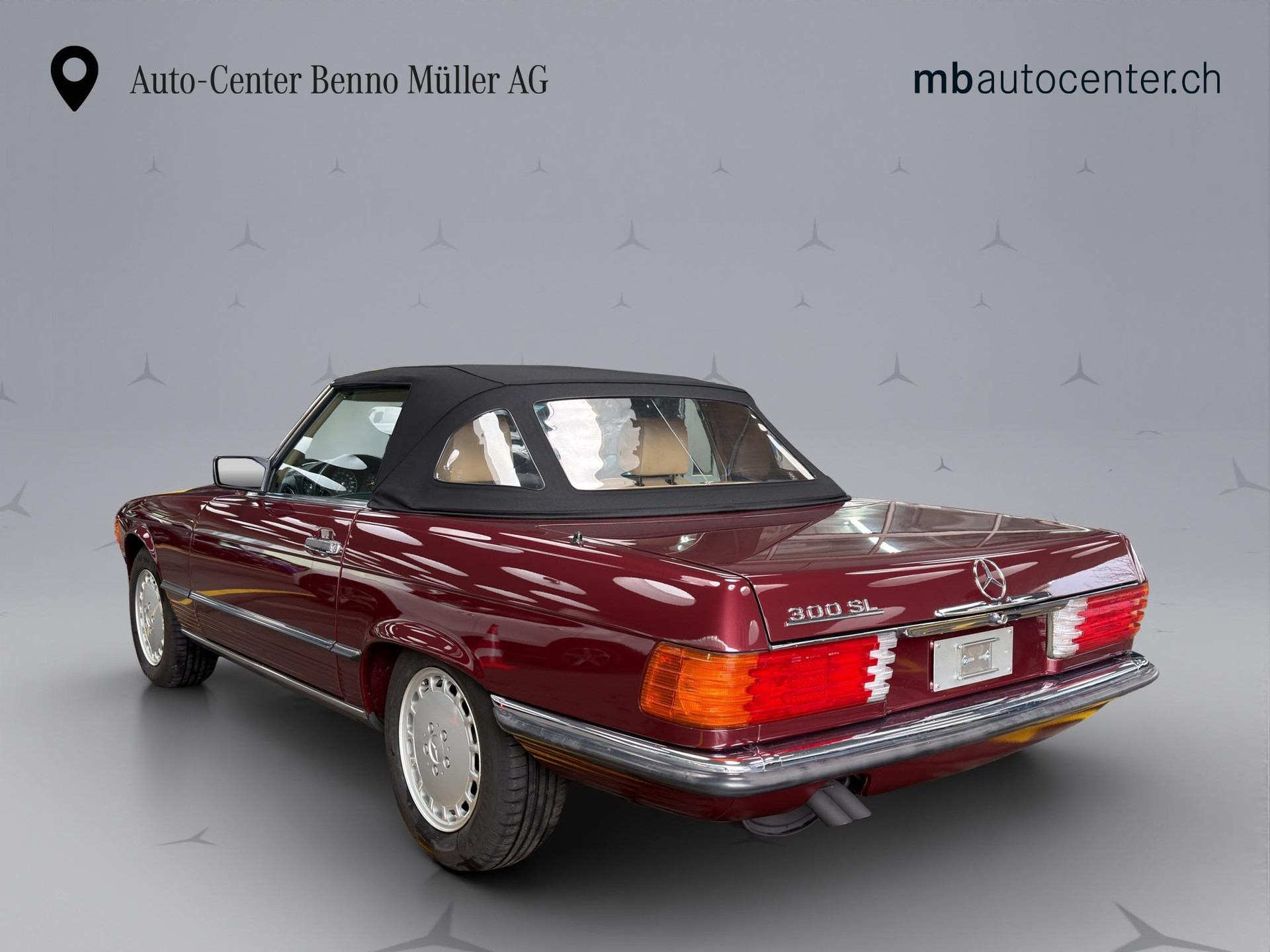 MERCEDES-BENZ R107 Cabriolet 300 SL-image-2