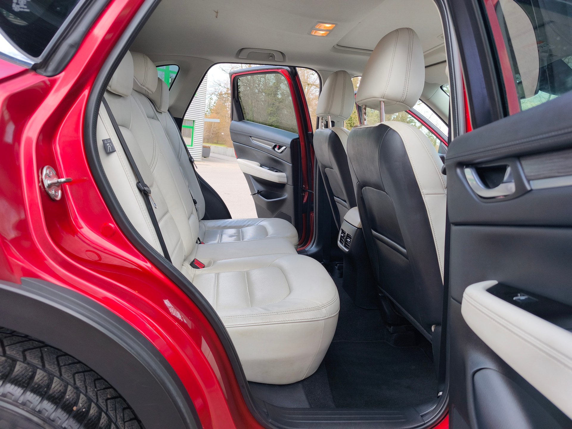 MAZDA CX-5 SKYACTIV-G 194 Revolution AWD Automat-image-7