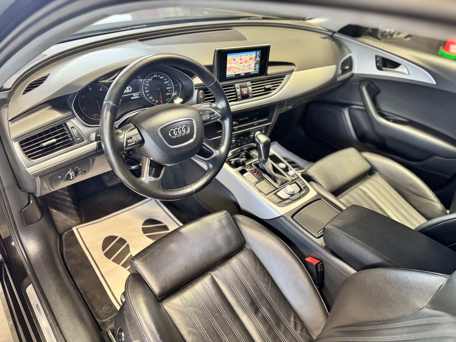 AUDI A6 Avant 2.0 TDI S-tronic *S-LINE EXT*-image-11