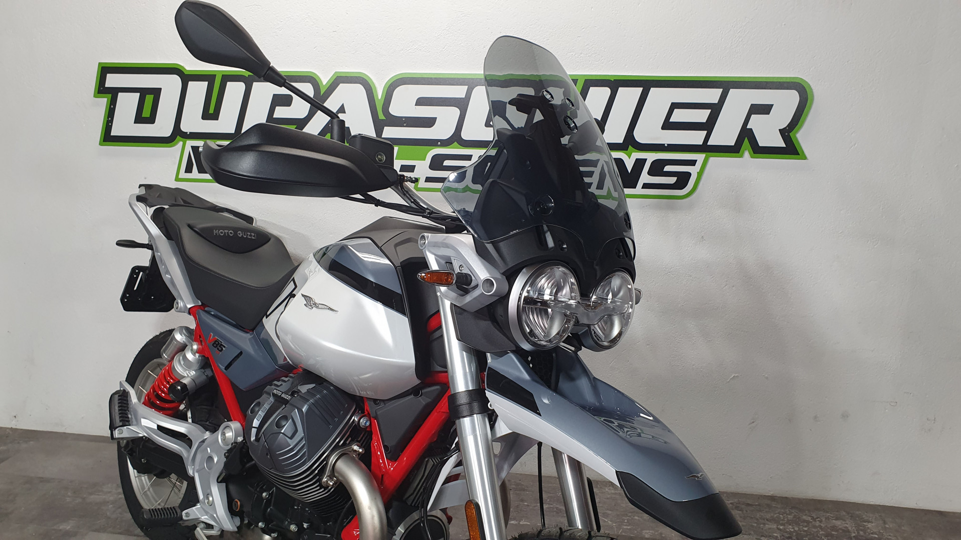 MOTO GUZZI V85 TT-image-3