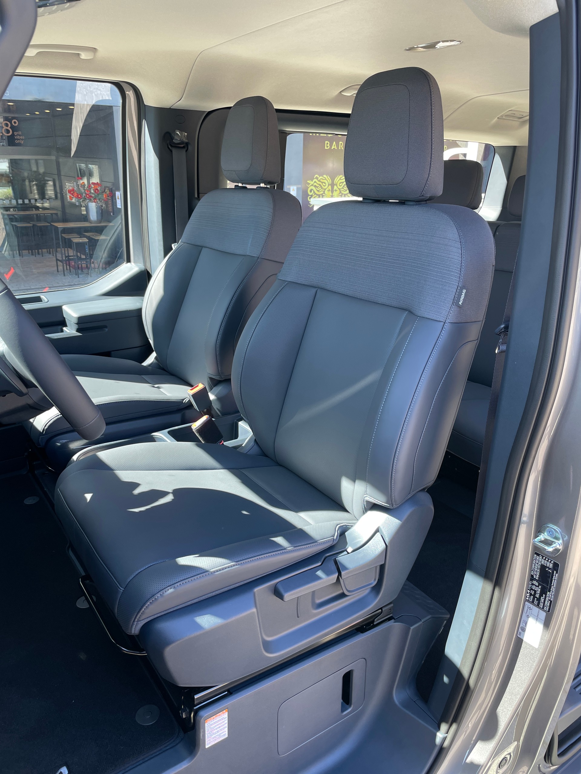 KIA PV5 71.2 kWh Plus-image-12