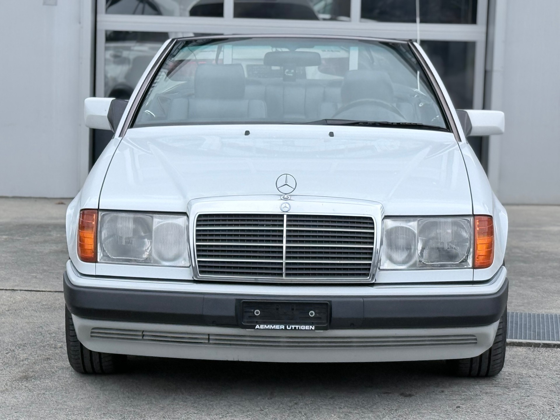 MERCEDES-BENZ 300 CE-24 Cabrio-showroom-element-1