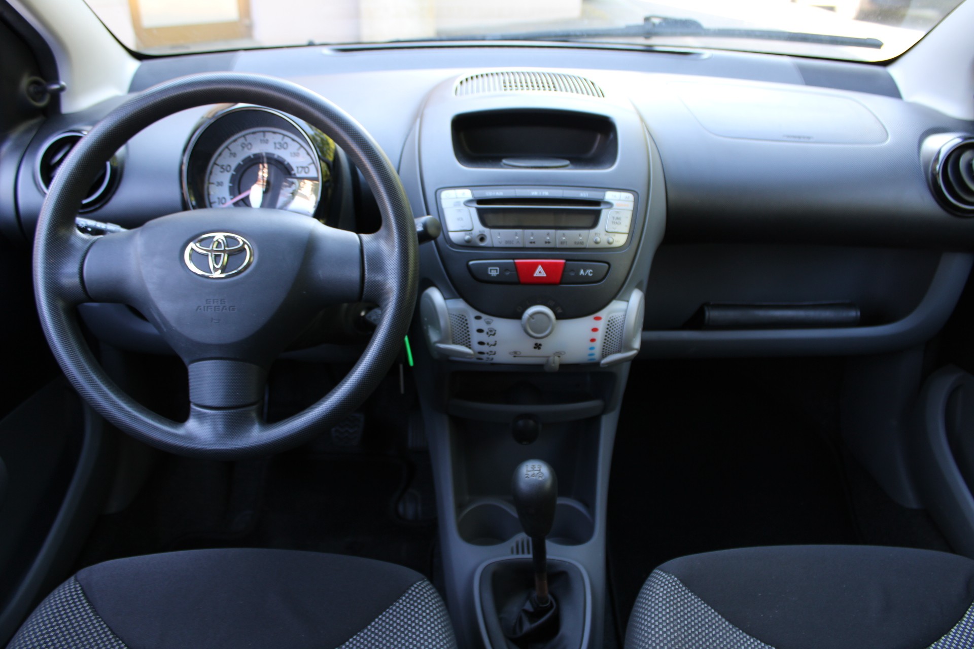 TOYOTA Aygo 1.0 easy-image-7