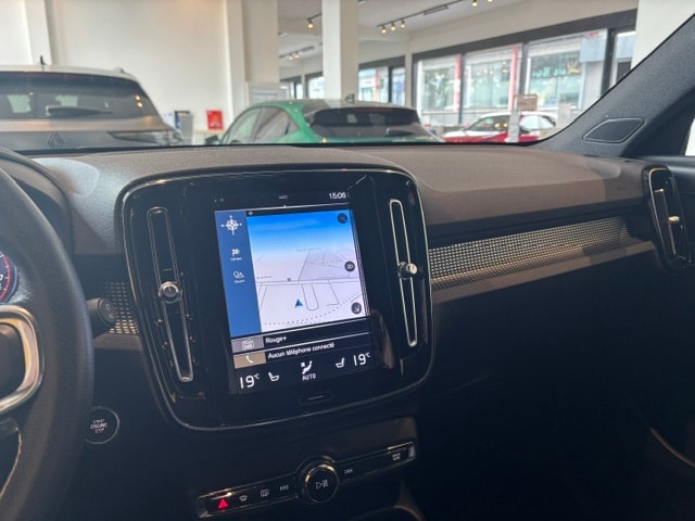 VOLVO XC40 T4 AWD R-Design Geartronic-image-9