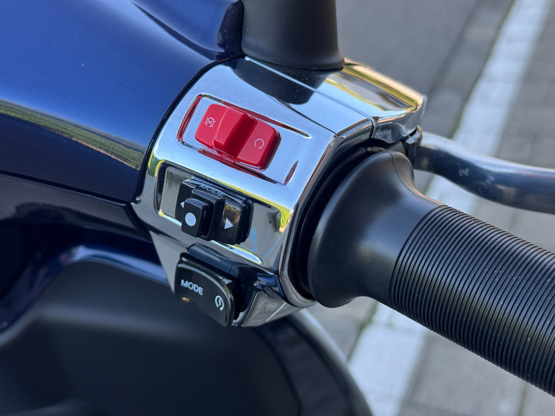 PIAGGIO Vespa 125 Primavera 2026 Keyless Go & LCD Display-image-9