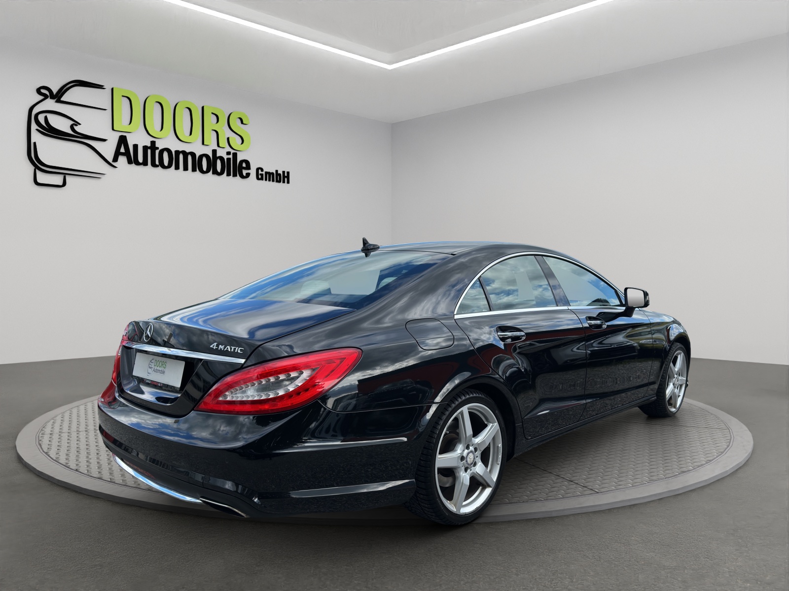 MERCEDES-BENZ CLS 500 4Matic 7G-Tronic-image-4
