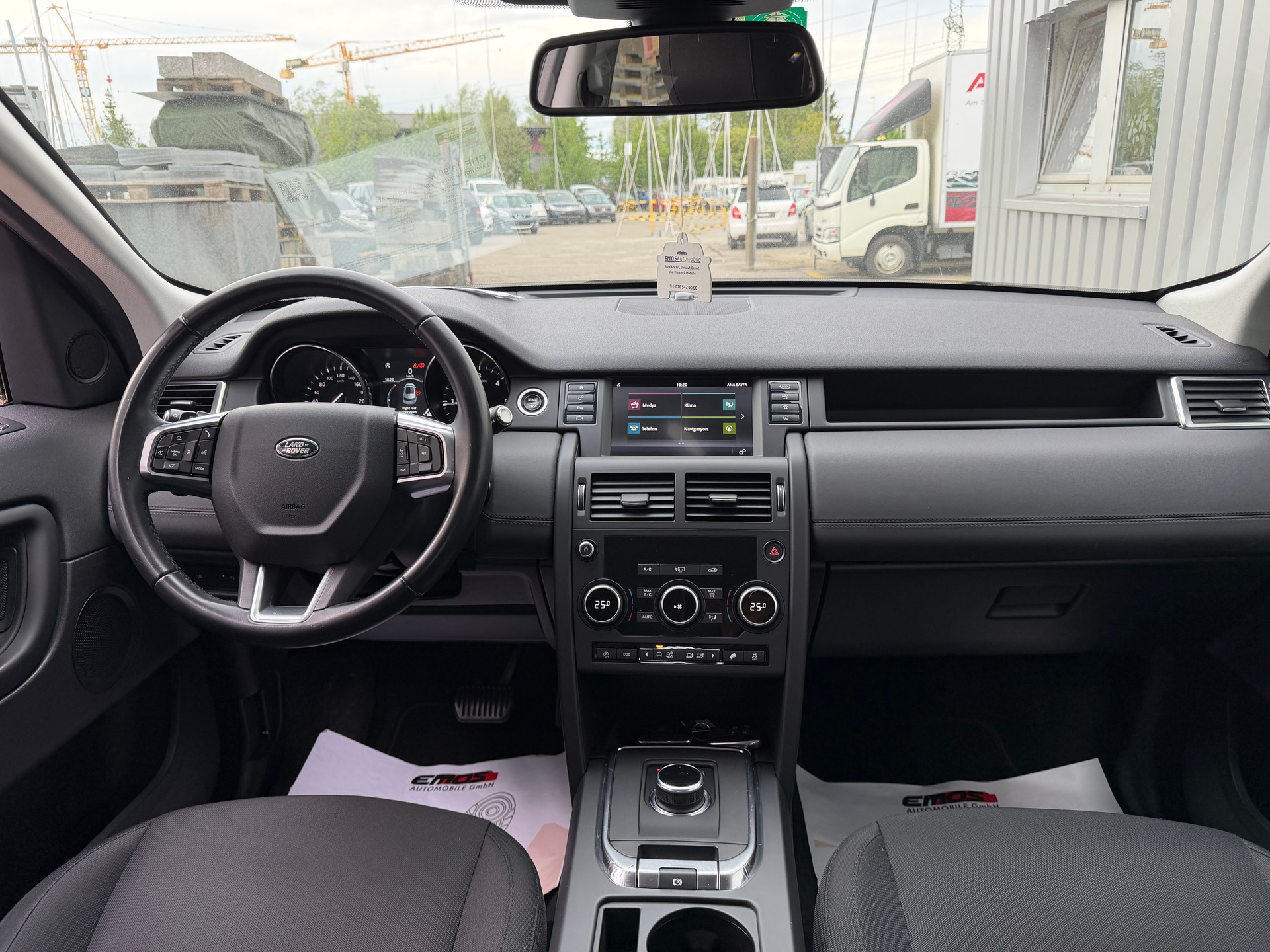 LAND ROVER Discovery Sport 2.0 TD4 Pure AT9-image-7