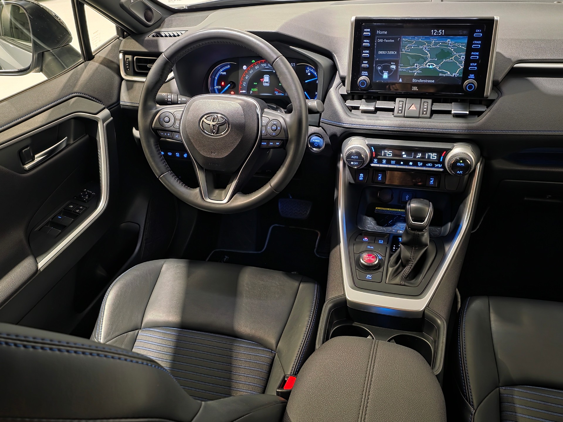 TOYOTA RAV-4 2.5 HSD Style e-CVT 4WD-image-5