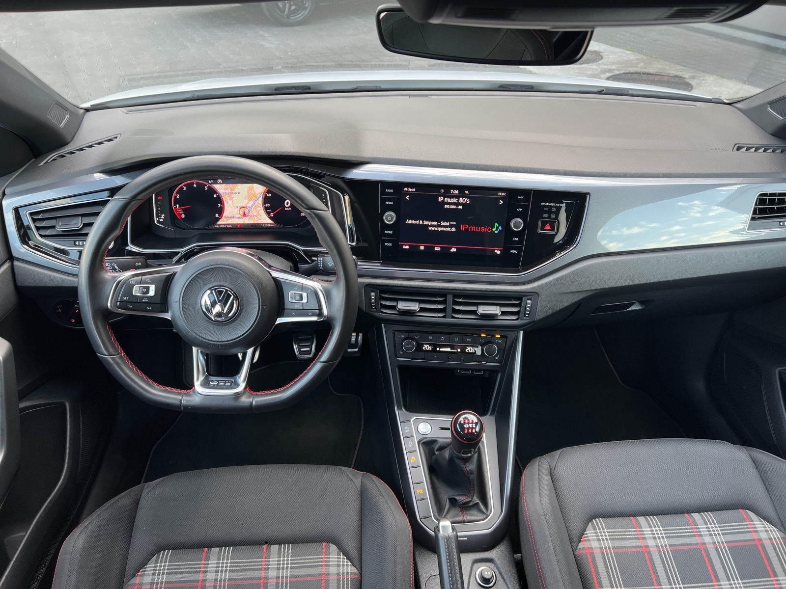 VW Polo 2.0 TSI GTI-image-9