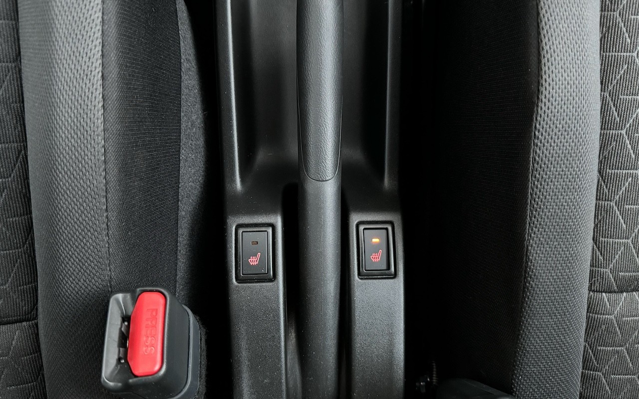 SUZUKI NEW SWIFT 1.2 COMPACT+ HYBRID 4X4-image-21
