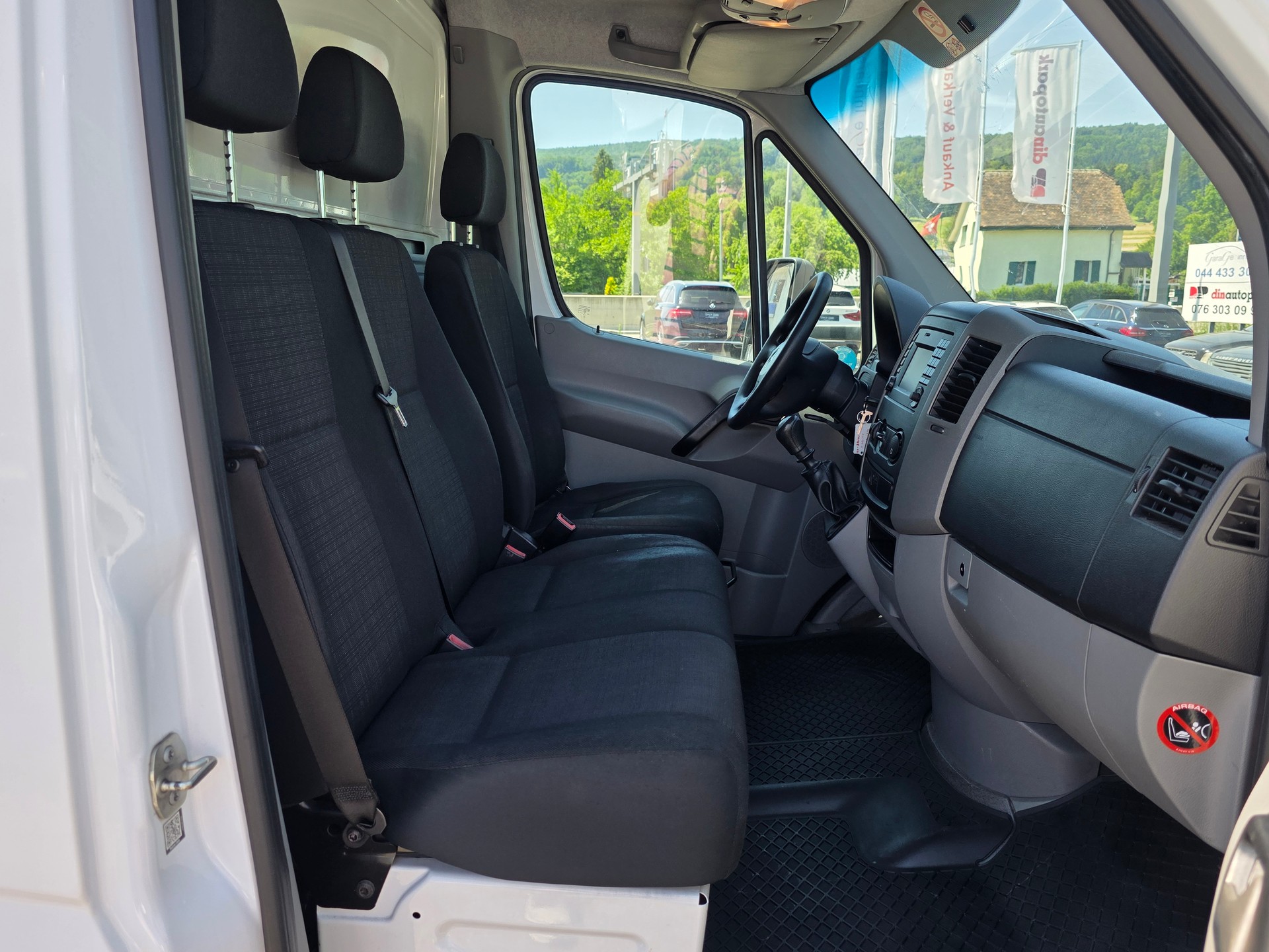 MERCEDES-BENZ Sprinter 314 CDI Lang * CH-Fahrzeug * Nutzlast 900KG *-image-13