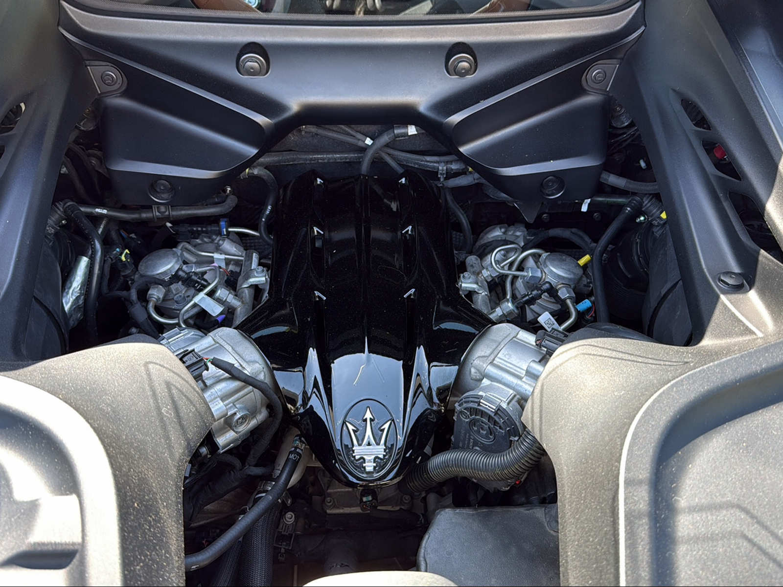 MASERATI MC 20-image-5