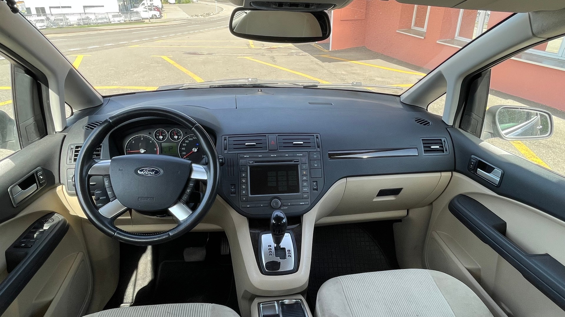 FORD FOCUS-image-13