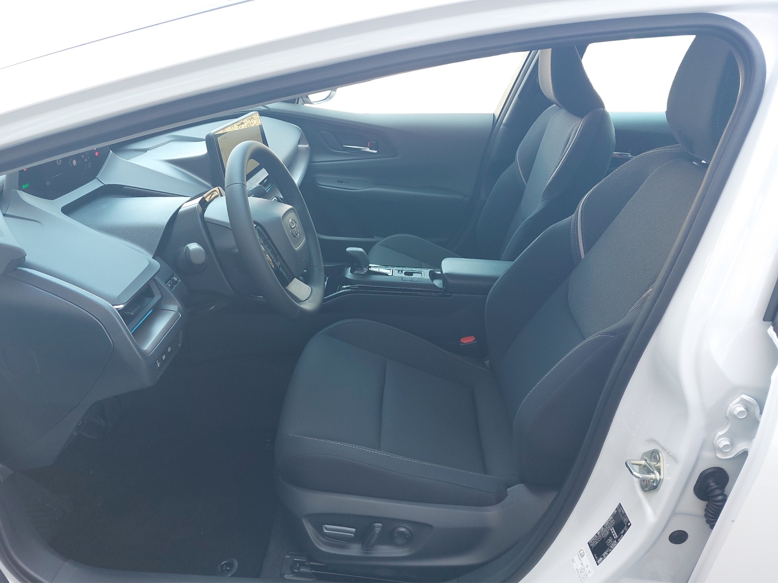 TOYOTA Prius 2.0 Plug-In-Hybrid Trend-image-5