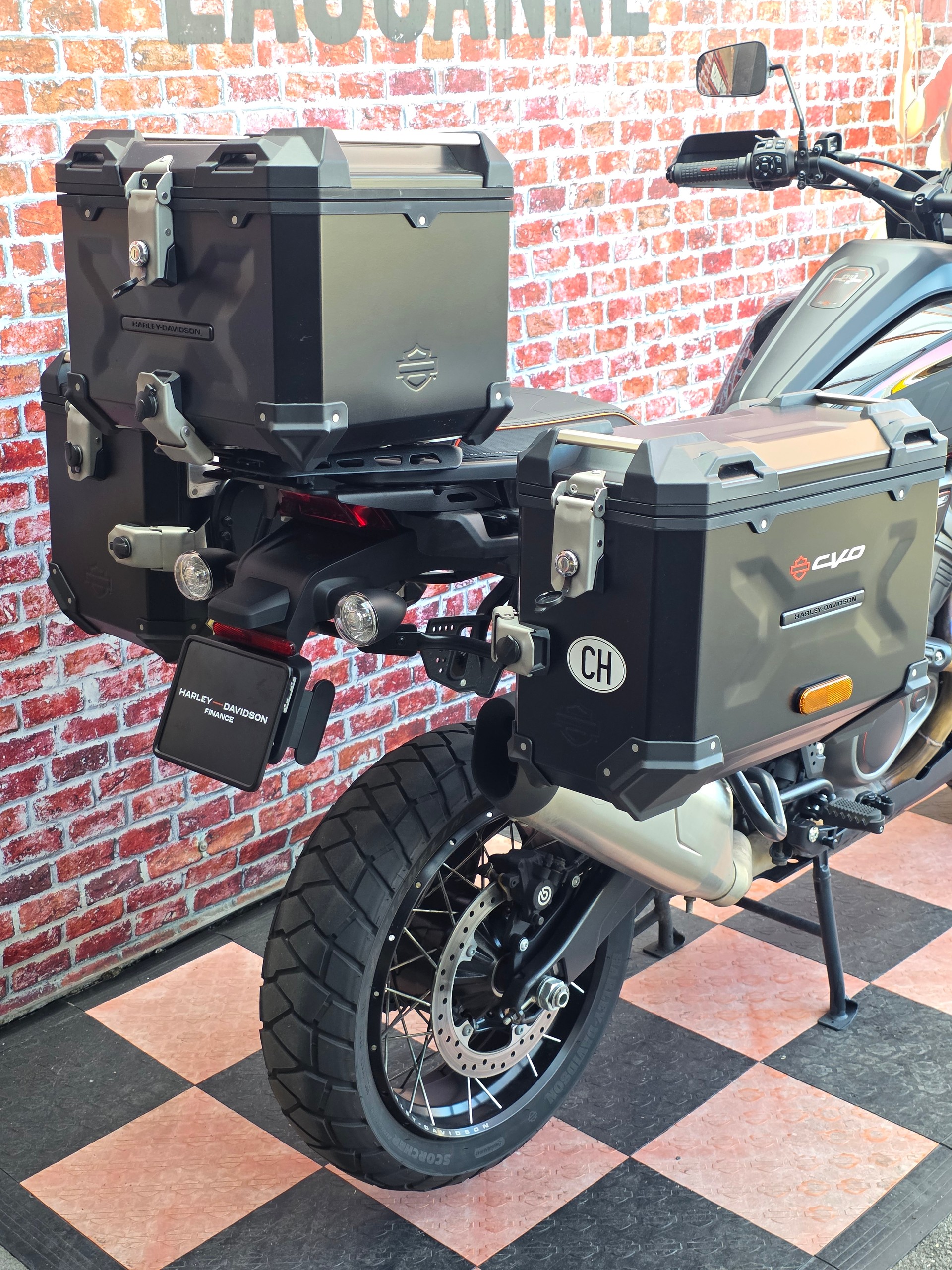 HARLEY-DAVIDSON RA1250SE Pan America 1250 CVO-image-8