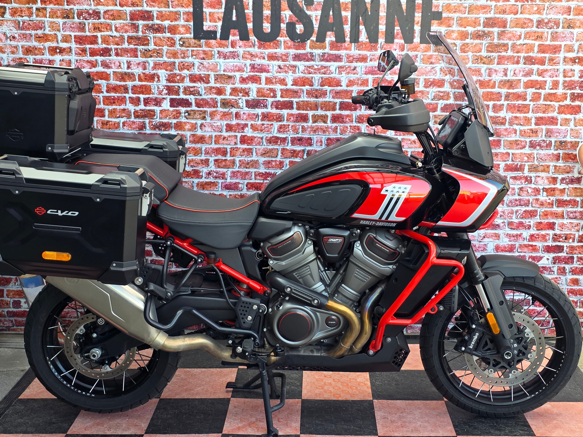 HARLEY-DAVIDSON RA1250SE Pan America 1250 CVO-showroom-element-2
