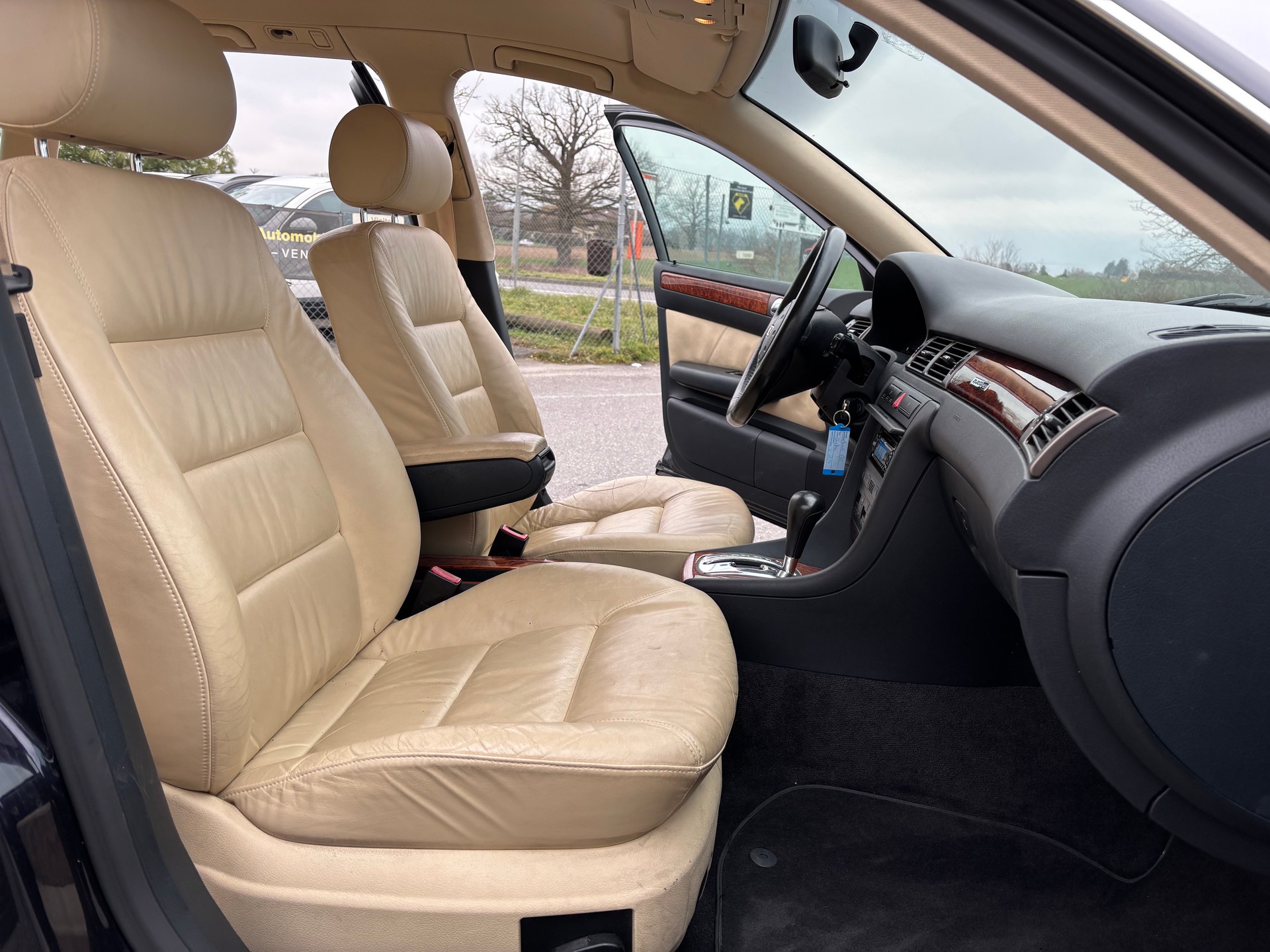 AUDI A6 Avant 2.8 quattro Advance ***Prix Fixe***-image-11