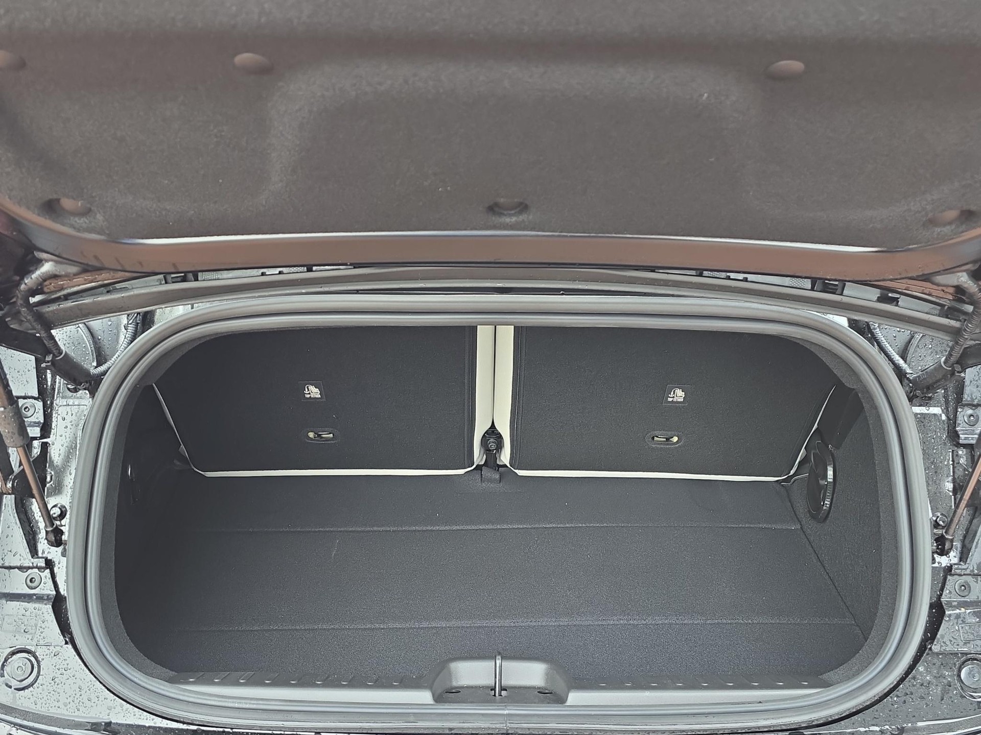FIAT 500 Cabrio La Prima-image-12