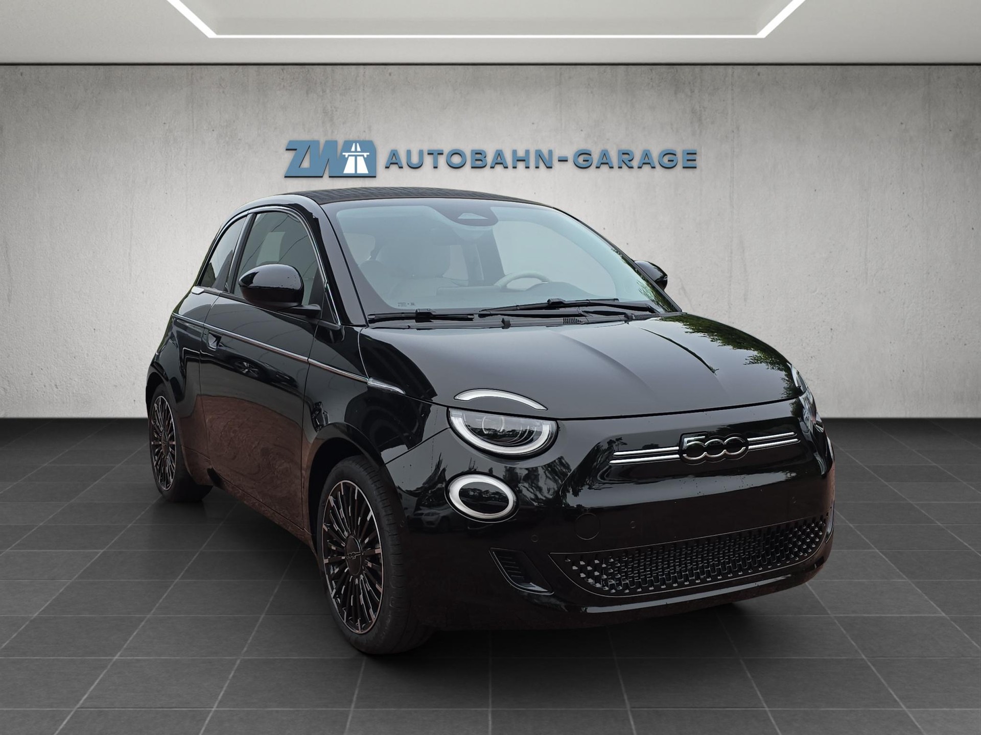FIAT 500 Cabrio La Prima-image-6
