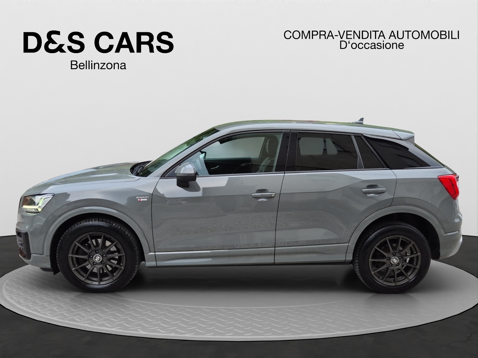 AUDI Q2 2.0 TFSI sport quattro S-LINE-image-1