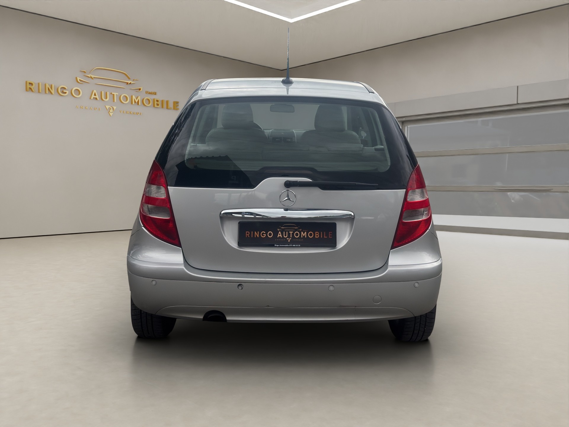 MERCEDES-BENZ A 170 Elégance-image-5
