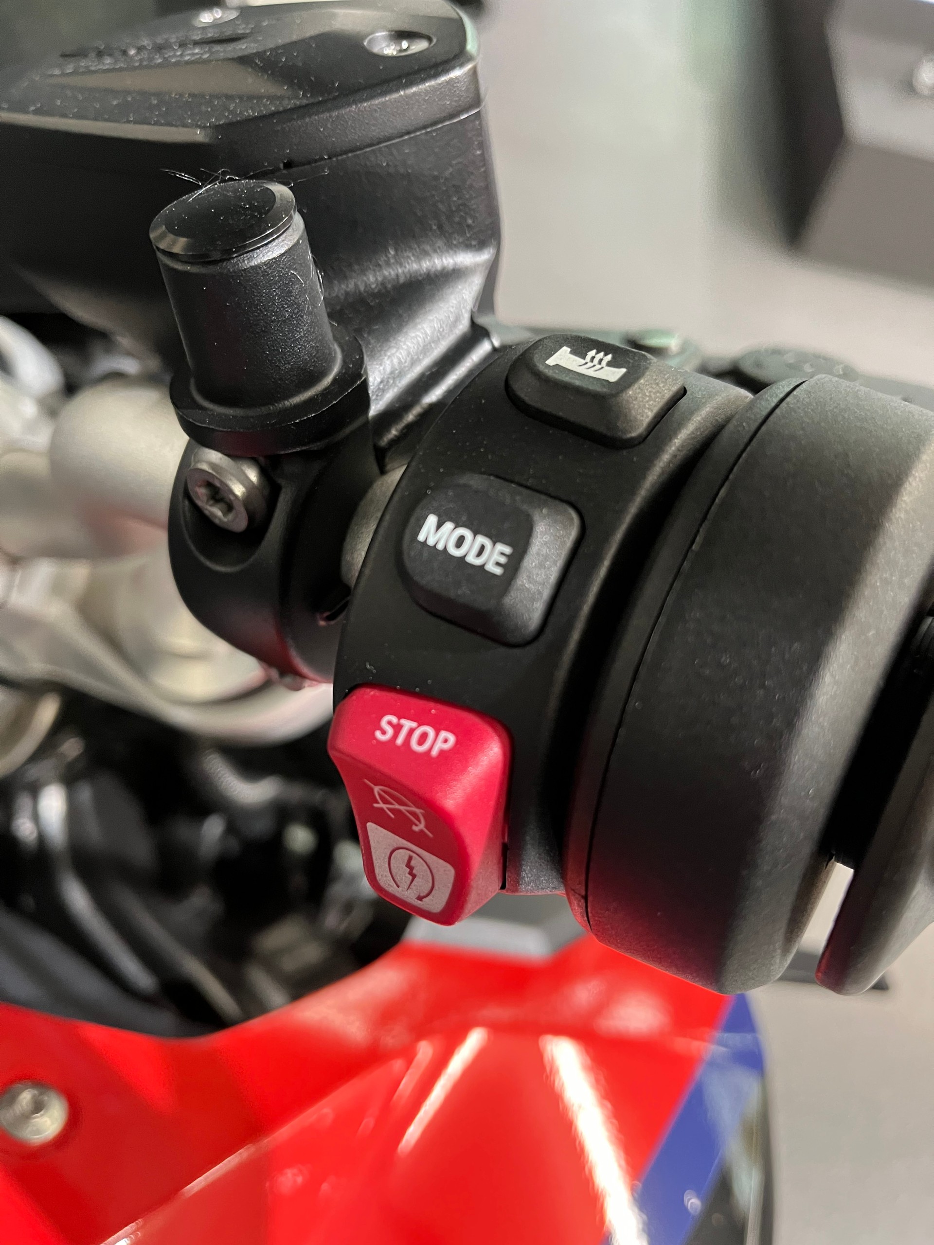 BMW F 900 R ABS-image-4
