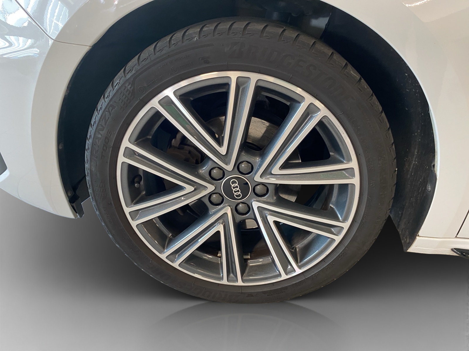 AUDI A1 Sportback 30 TFSI S Line Attraction S-tronic-image-13