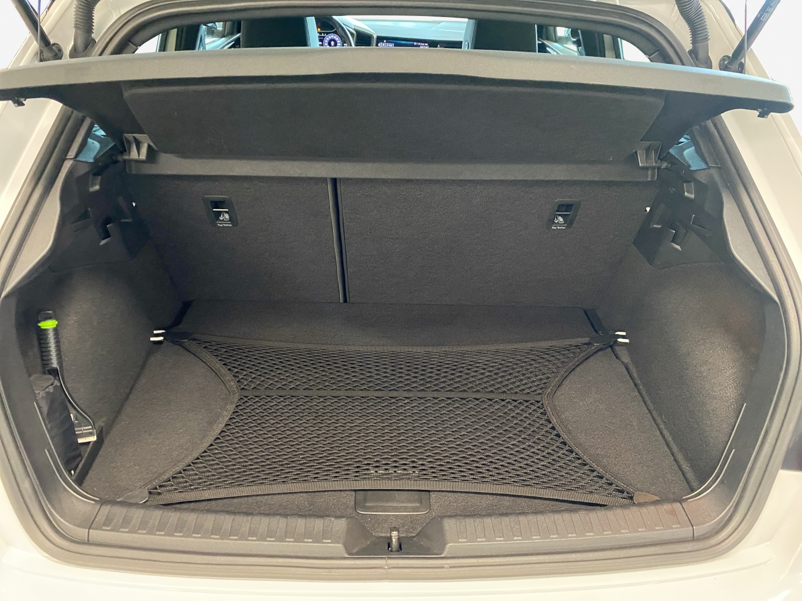 AUDI A1 Sportback 30 TFSI S Line Attraction S-tronic-image-12