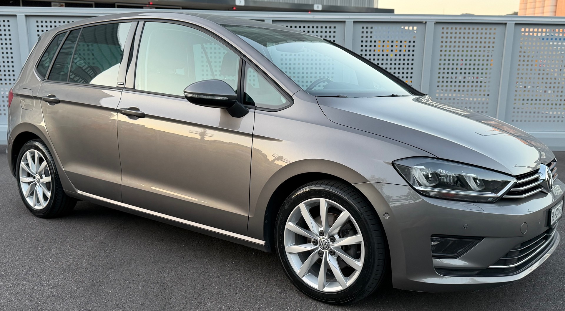 VW Golf Sportsvan 1.4 TSI Allstar DSG-showroom-element-1