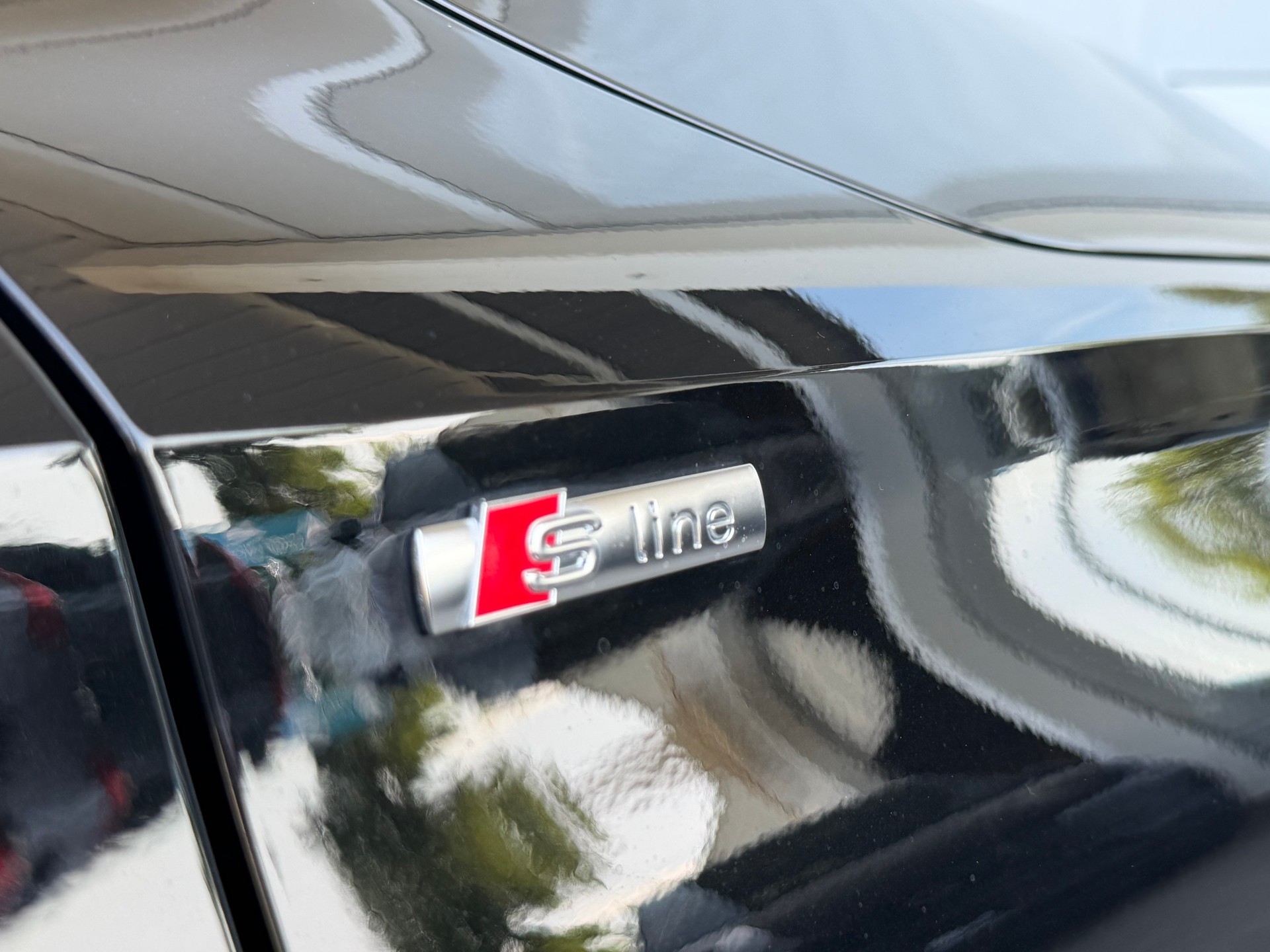 AUDI A3 Sportback 35 TFSI S line Attraction S-tronic-image-11
