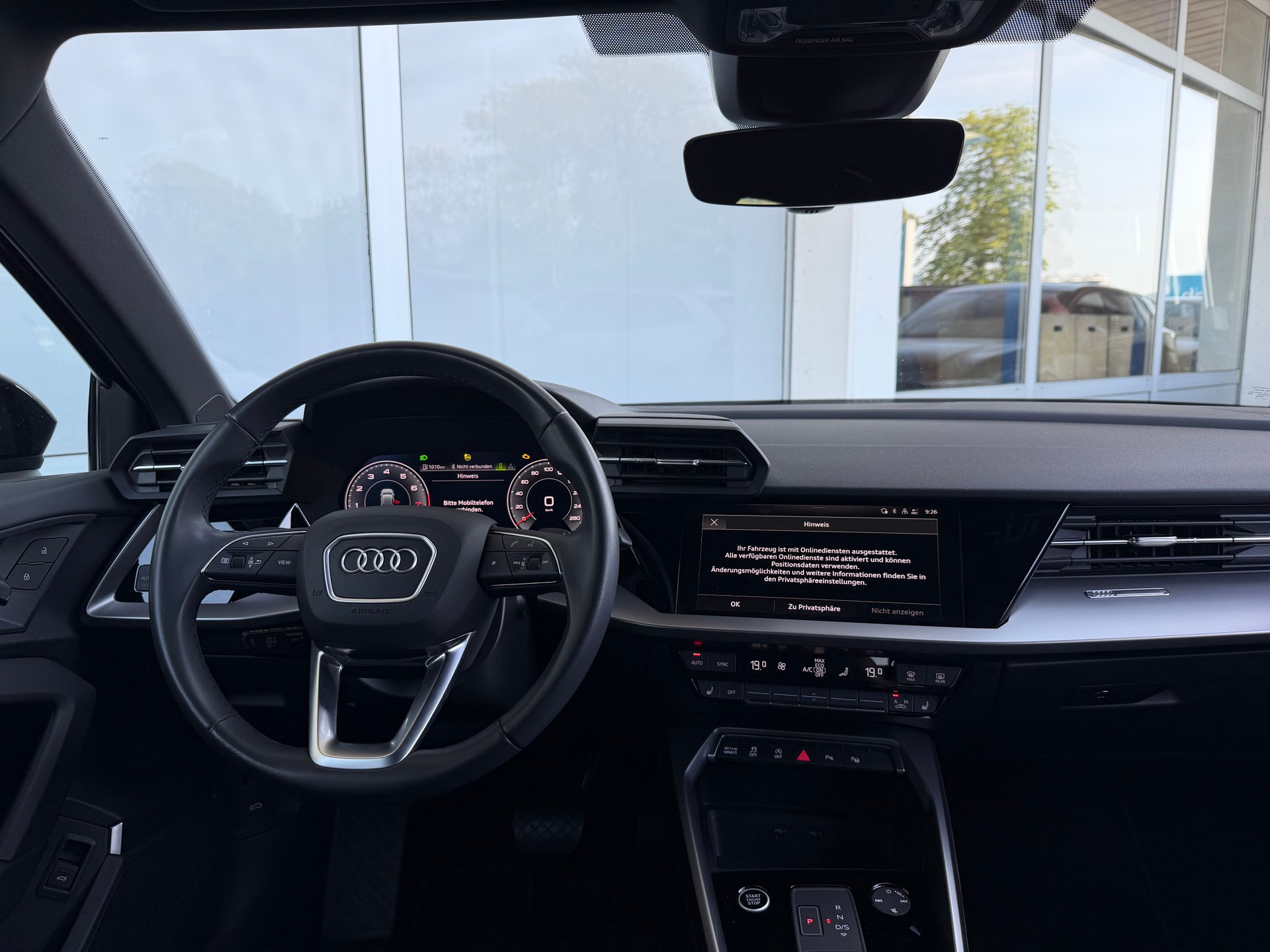 AUDI A3 Sportback 35 TFSI S line Attraction S-tronic-image-7