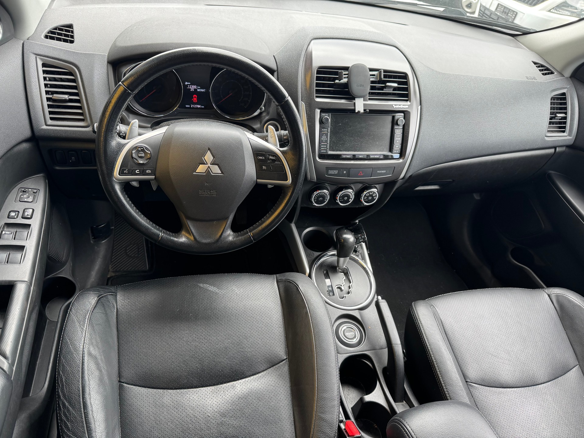 MITSUBISHI ASX 2.2 DID Navigator 4WD Automatic-image-10
