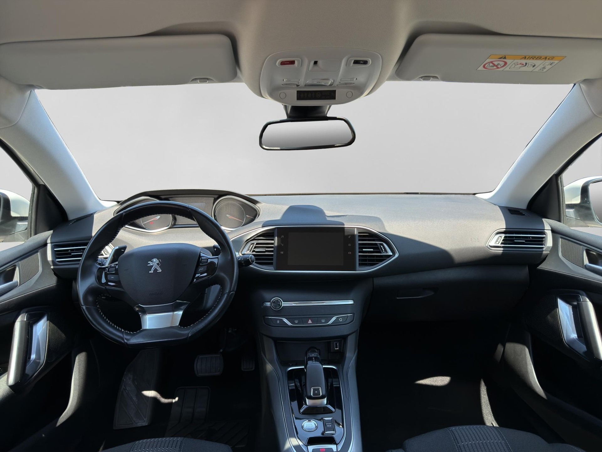 PEUGEOT 308 1.2 PureTech 130 Allure S/S-image-7