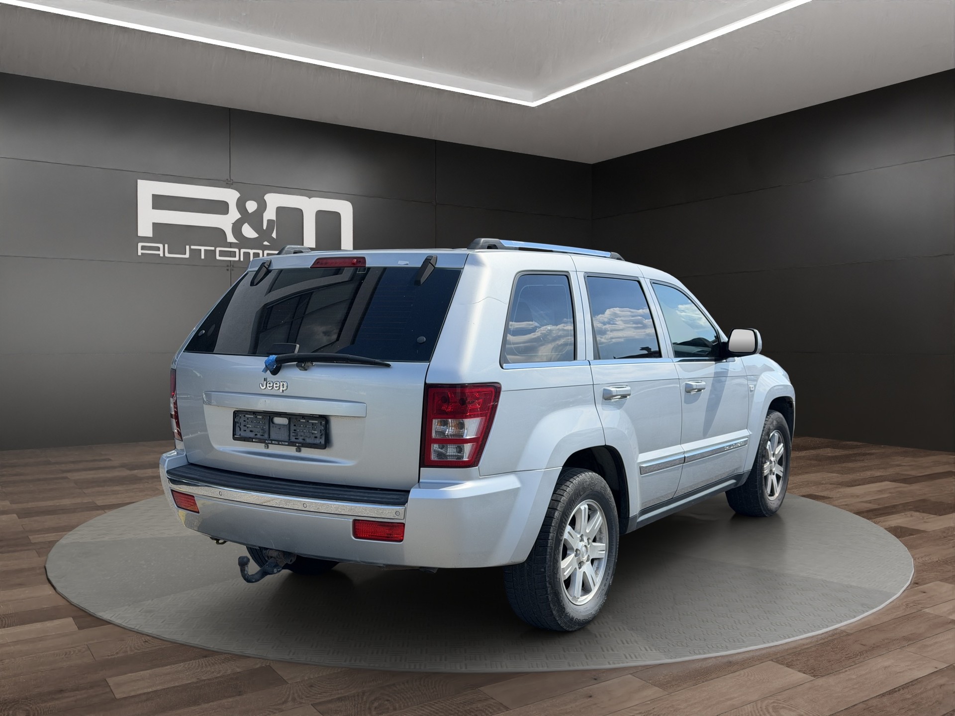 JEEP Grand Cherokee 3.0 CRD Laredo Automatic-showroom-element-3
