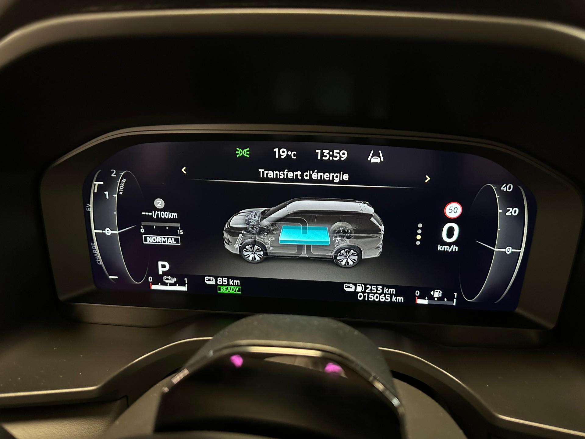 MITSUBISHI Outlander 2.4 PHEV Intense 4x4-image-9