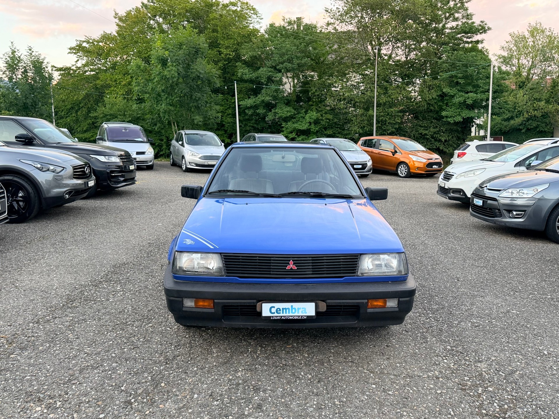 MITSUBISHI Colt 1300 GL-showroom-element-2