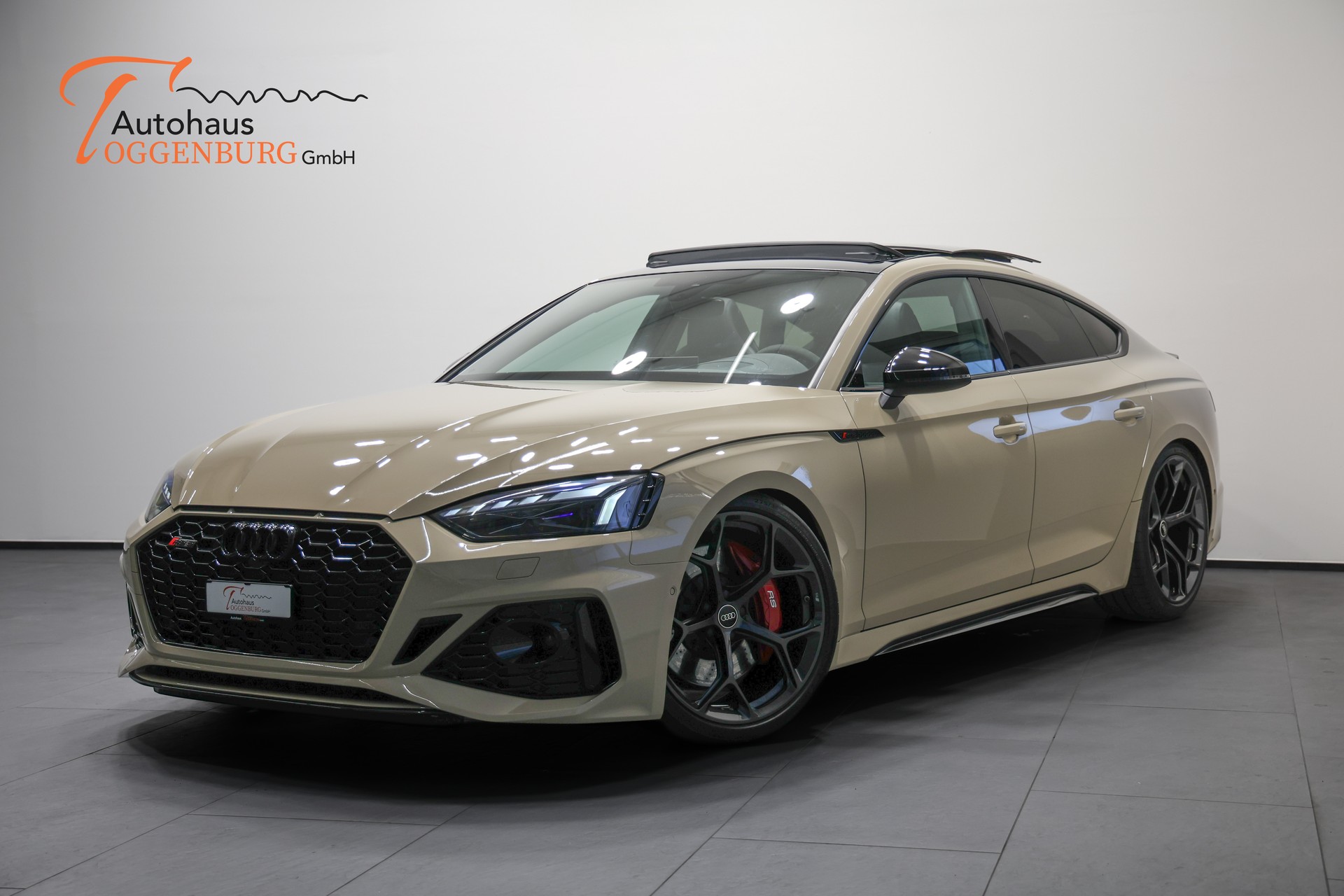 AUDI RS5 Sportback 2.9 TFSI quattro tiptronic *Facelift*Competition Paket*Individual-Lackierung Mocha Latte*