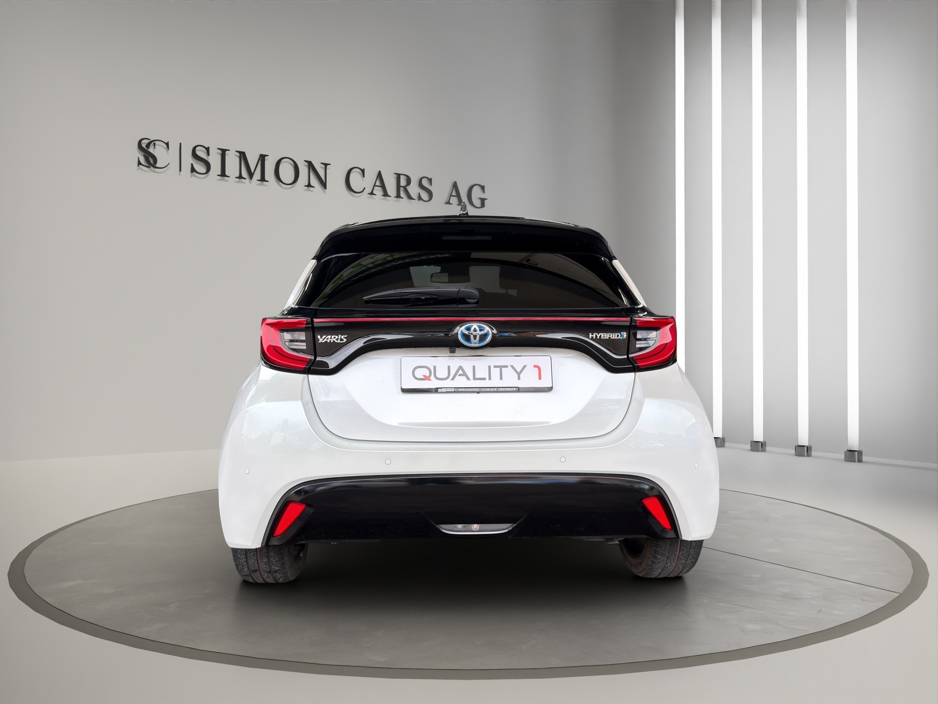 TOYOTA Yaris 1.5 Style e-CVT-image-2
