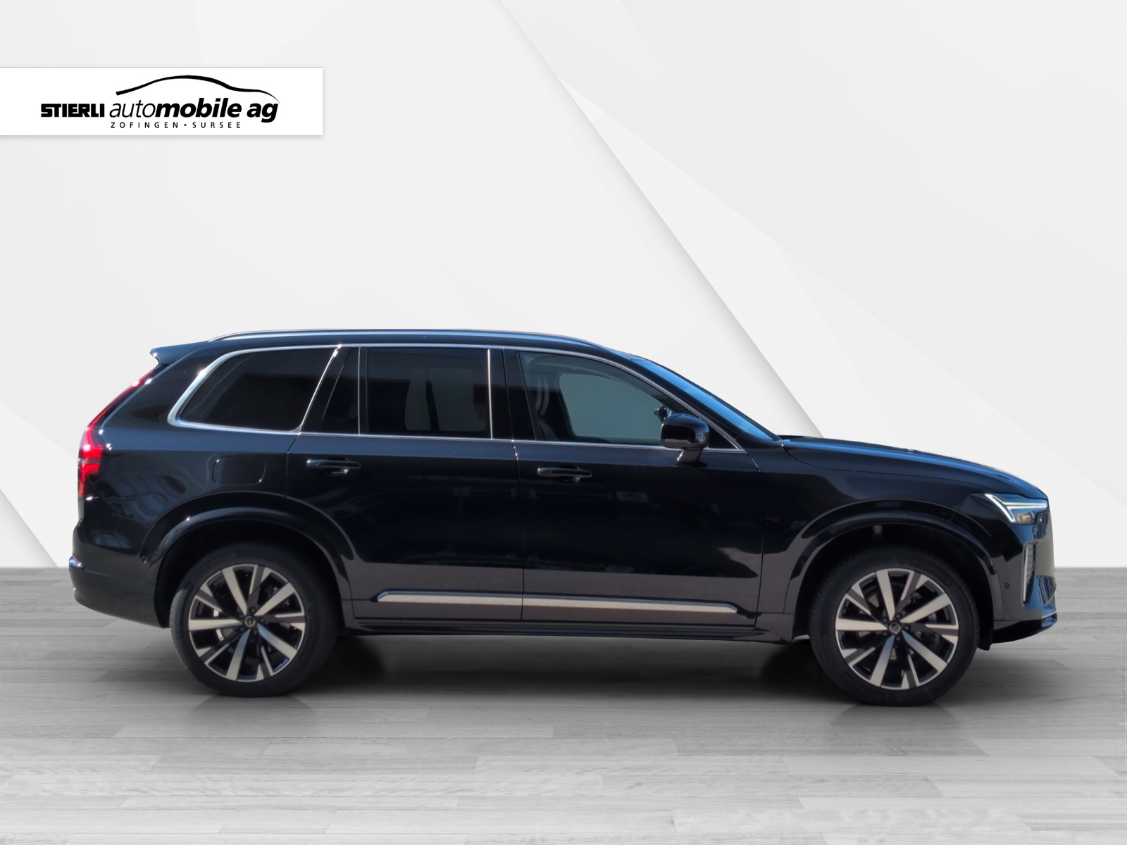 VOLVO XC90 2.0 B5 MH Plus Bright AWD-showroom-element-3