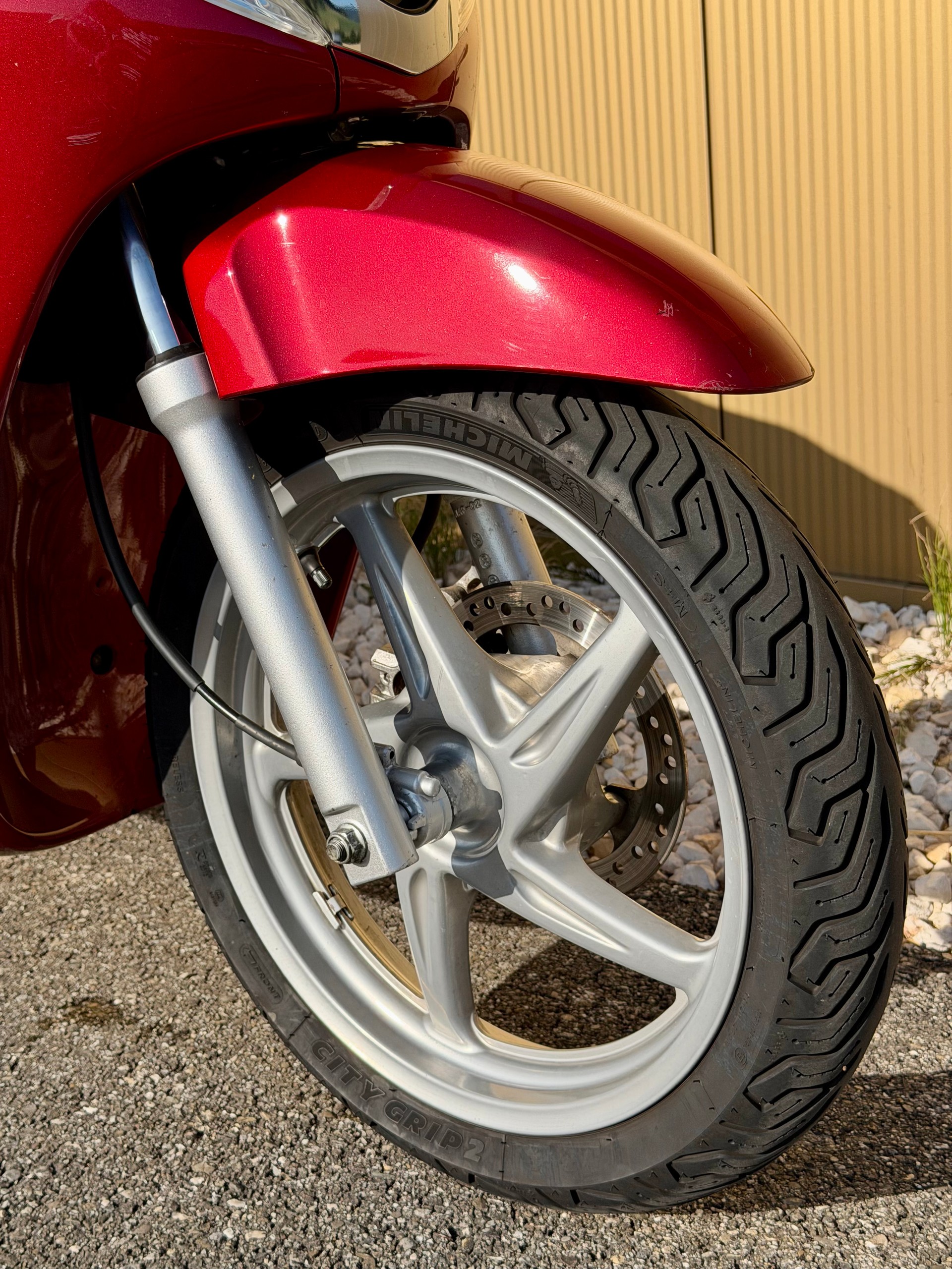 HONDA SH 125 i Topbox-image-1