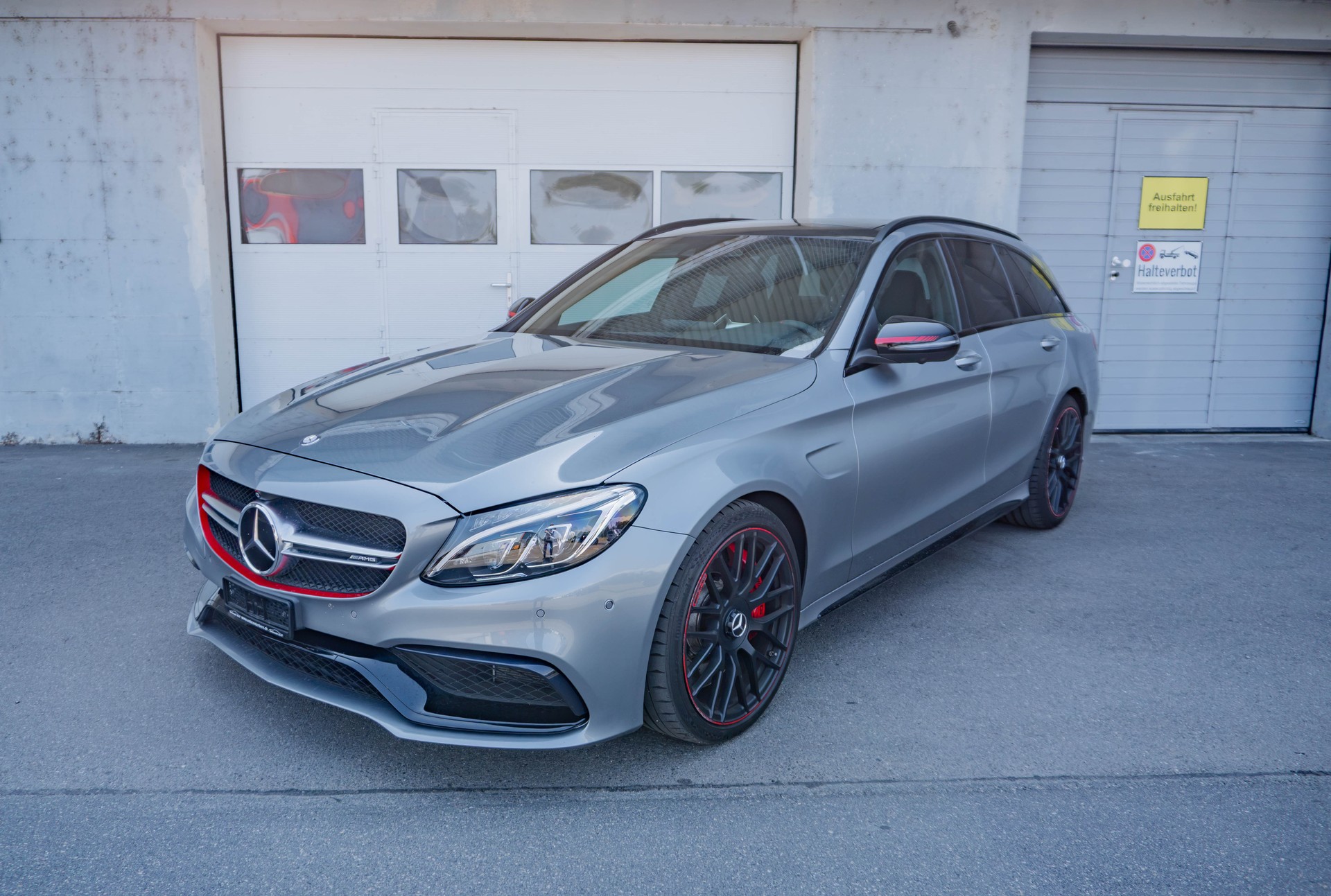 MERCEDES-BENZ C 63 S AMG Edition 1 Speedshift-image-2