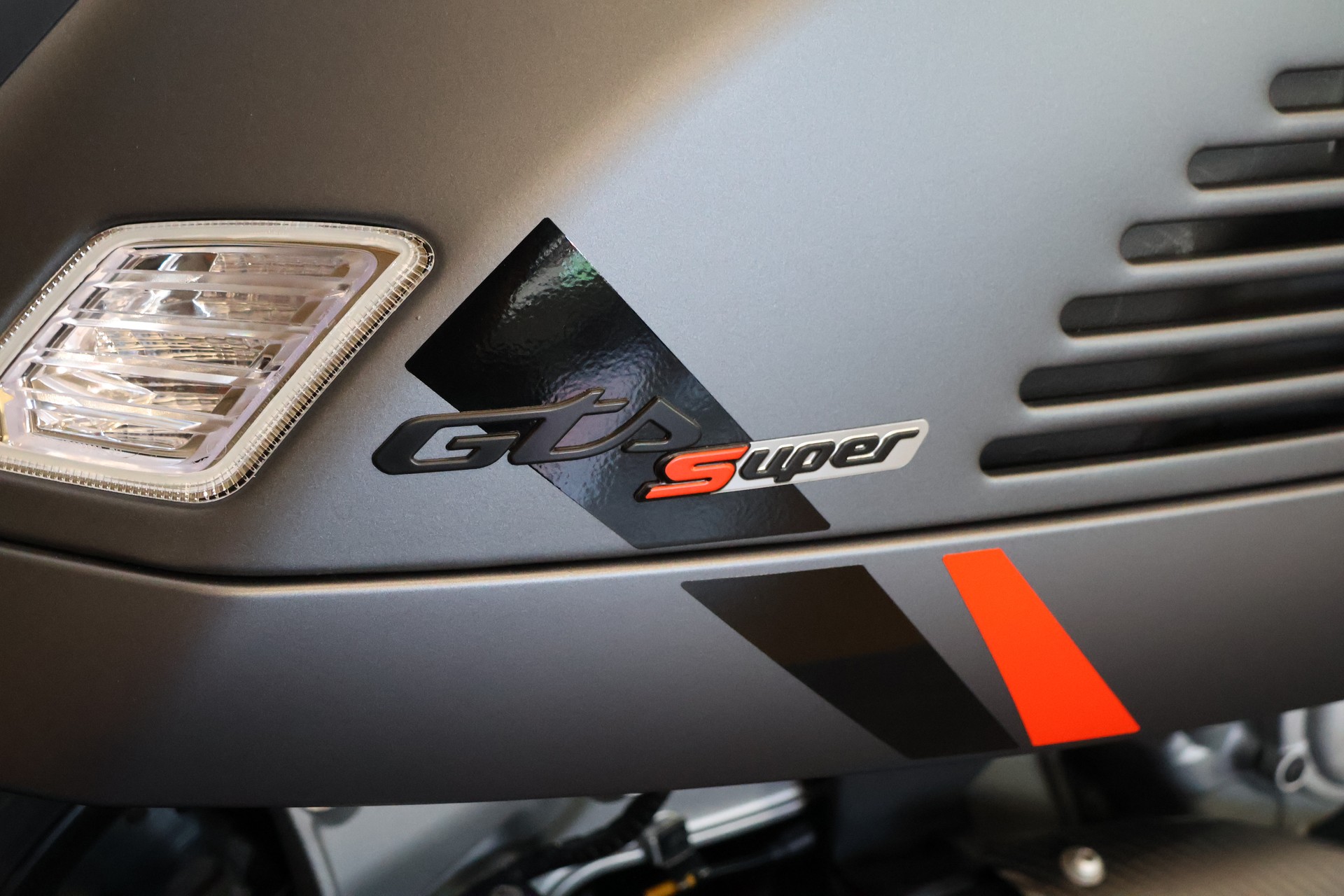 PIAGGIO Vespa GTS 310 Super Sport MY26 (4 Jahre Garantie)-image-11