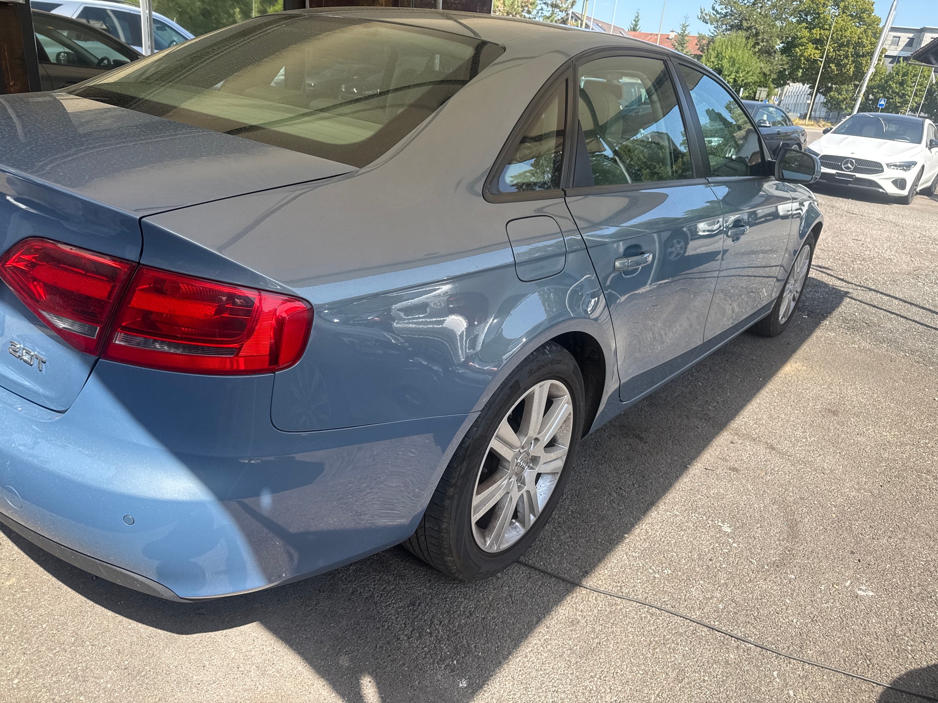 AUDI A4 Limousine 2.0 TFSI quattro S-tronic-image-6