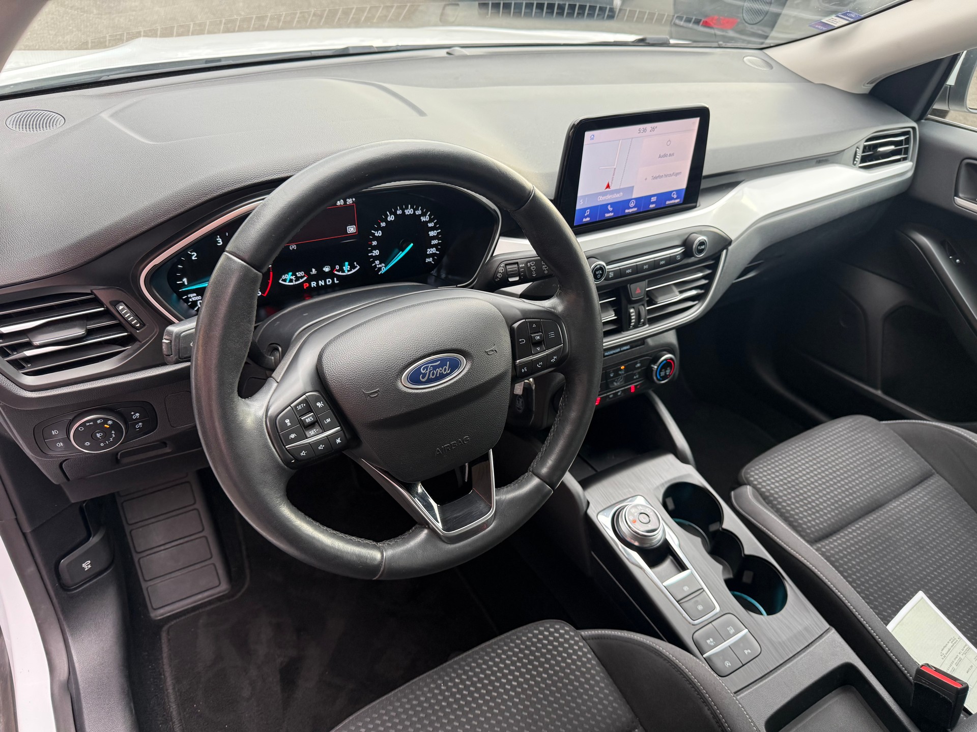 FORD Focus 1.5 TDCi Cool Connect Automatic-showroom-element-2